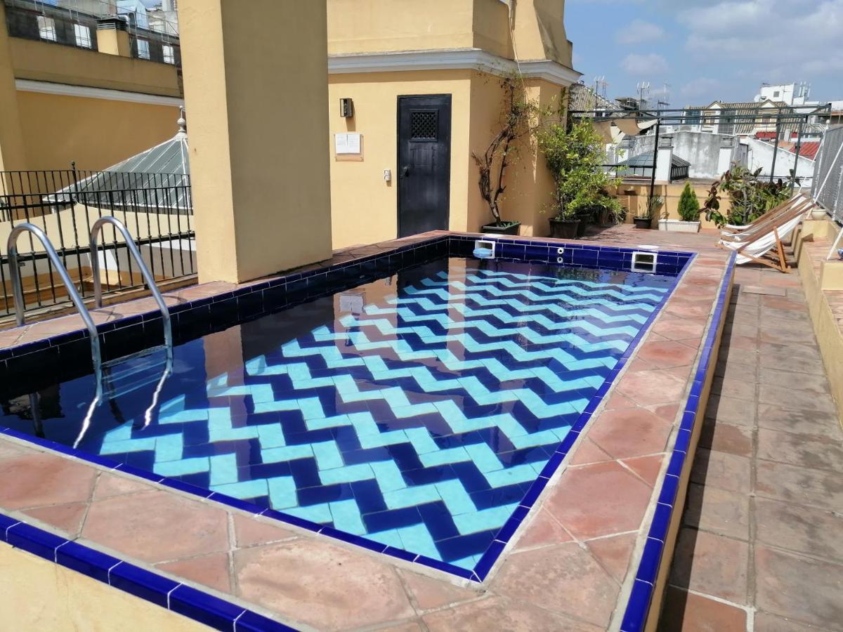 Tourist House Trajano Terraza-Piscina Appartement Sevilla Buitenkant foto